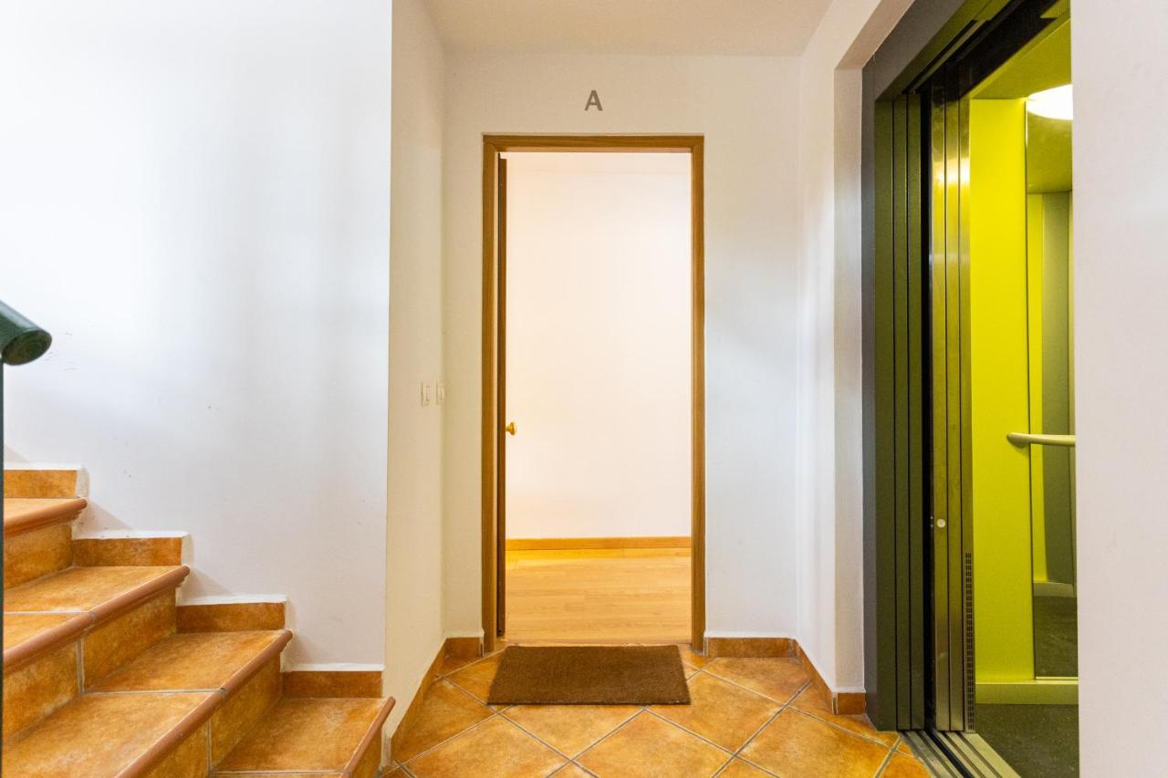 Holidays2Malaga Cruz Verde City Center With Aircon & Wifi Eksteriør billede